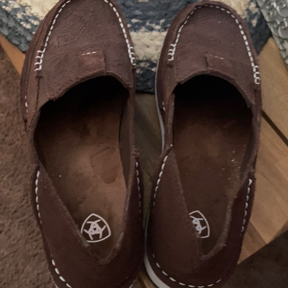 Brand new Ariat slip on shoes size 6.5 brown